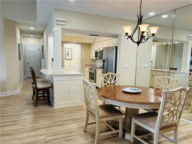 776  Willowbrook  DR, Naples, FL 34108