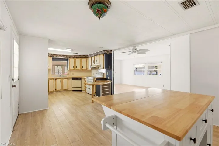 181 Manatee Loop, Punta Gorda, Florida 33950