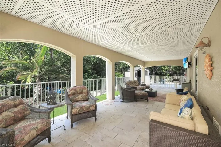 View of patio / terrace with outdoor seating
