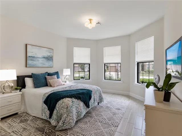 12905 Hadley Ct, Fort Myers, Florida 33913