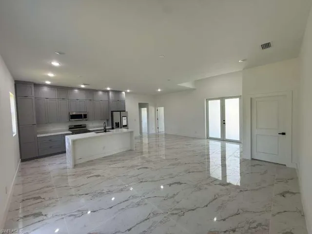 908  Winters E ST, Lehigh Acres, FL 33974