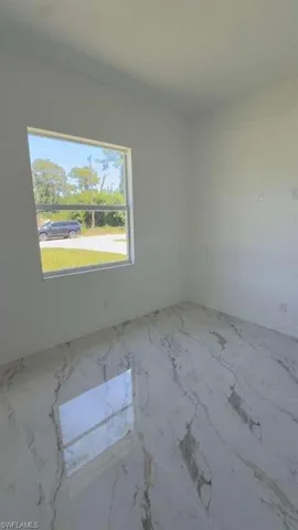 908  Winters E ST, Lehigh Acres, FL 33974