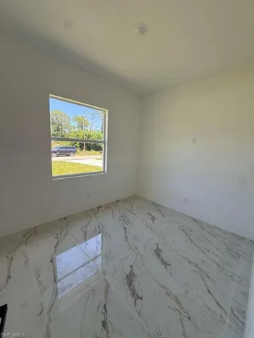 908  Winters E ST, Lehigh Acres, FL 33974