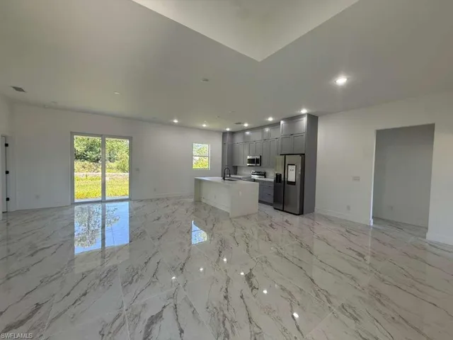 908  Winters E ST, Lehigh Acres, FL 33974