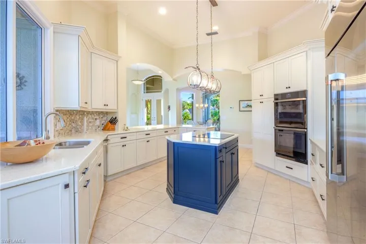 Chef's Kitchen with lots of room to prepare