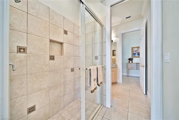 Pool bath has its own shower