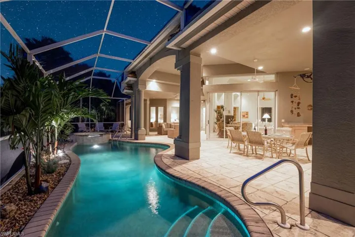 The pool area becomes magical at night - with stargazing allowed!