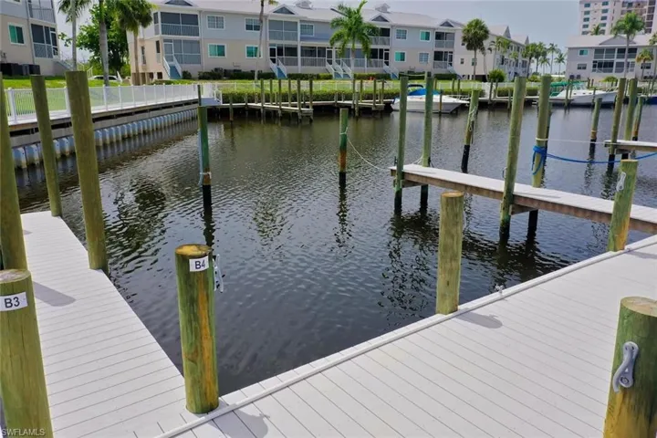 Direct Gulf Access deep water dock
