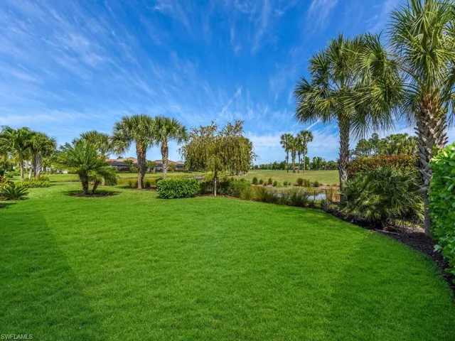 9417  Purple Martin  CT, Naples, FL 34120
