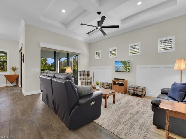 9417  Purple Martin  CT, Naples, FL 34120