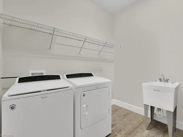 9417  Purple Martin  CT, Naples, FL 34120