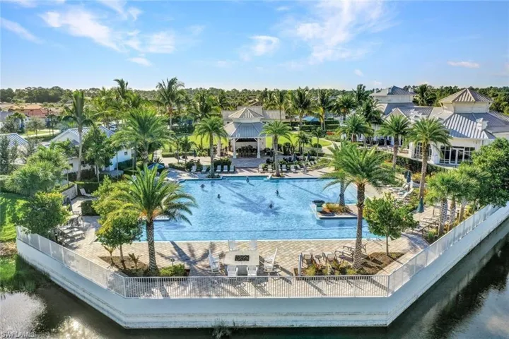 9417  Purple Martin  CT, Naples, FL 34120