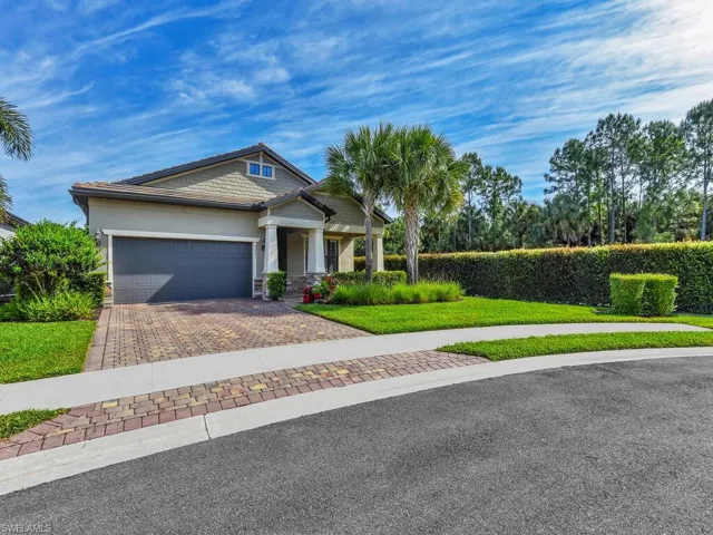 9417  Purple Martin  CT, Naples, FL 34120