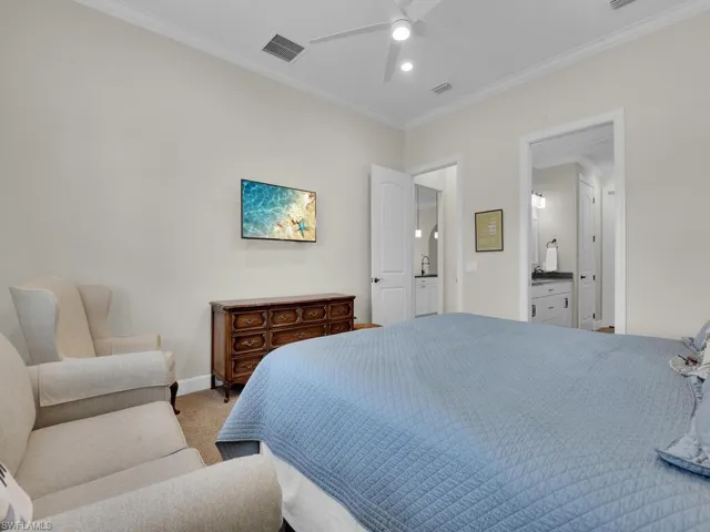 9417  Purple Martin  CT, Naples, FL 34120