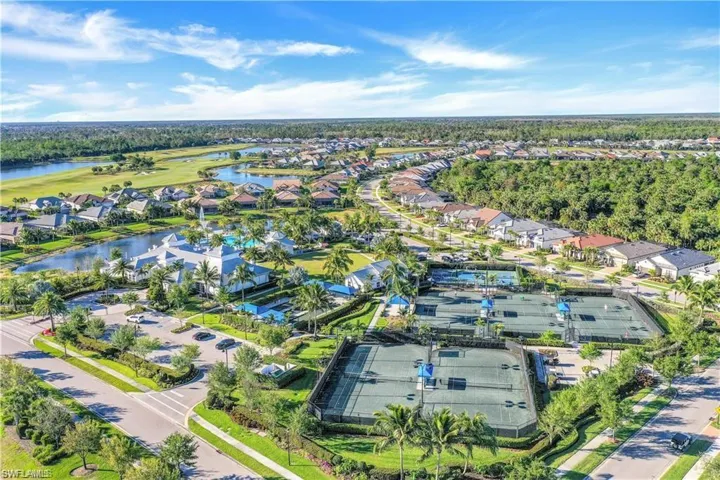 9417  Purple Martin  CT, Naples, FL 34120