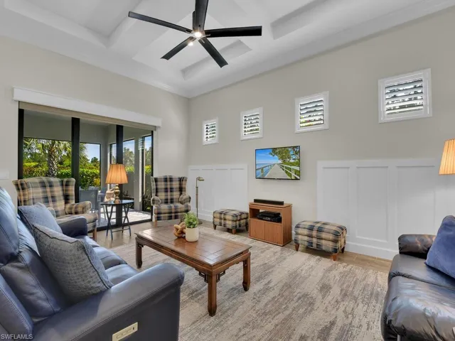 9417  Purple Martin  CT, Naples, FL 34120