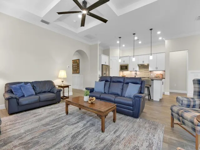 9417  Purple Martin  CT, Naples, FL 34120