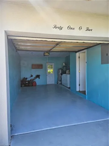 4105  Country Club  BLVD, Cape Coral, FL 33904