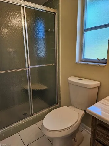 4105  Country Club  BLVD, Cape Coral, FL 33904