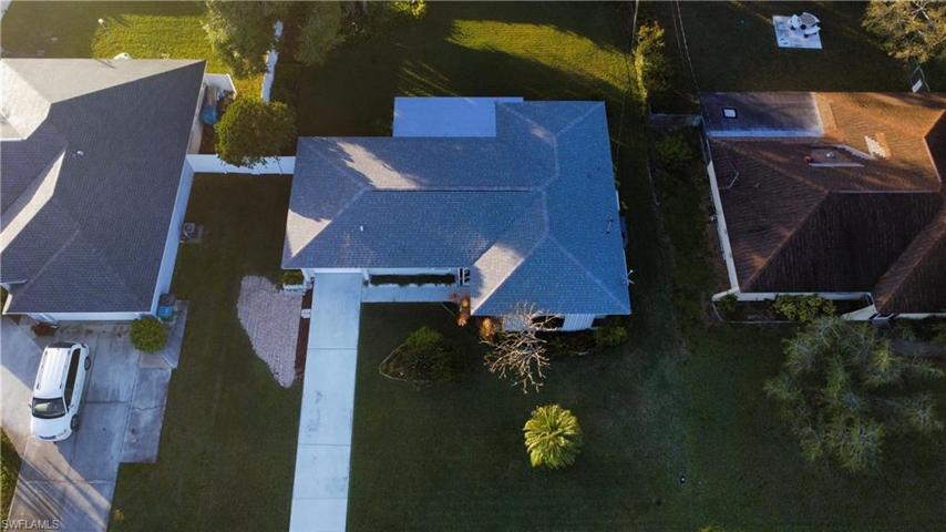 4105  Country Club  BLVD, Cape Coral, FL 33904