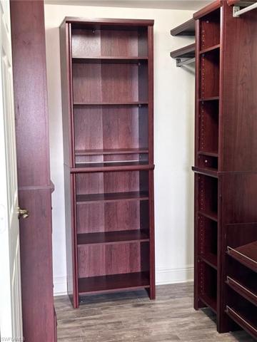 Walk-in Closet