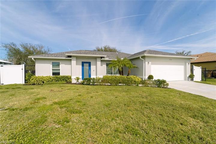 1149 SW 41st TER, CAPE CORAL FL 33914
