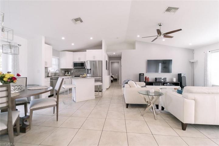 1149 SW 41st TER, CAPE CORAL FL 33914