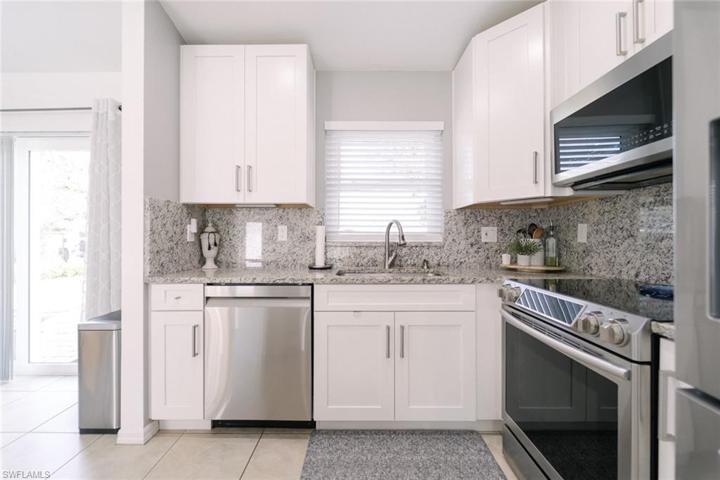 1149 SW 41st TER, CAPE CORAL FL 33914