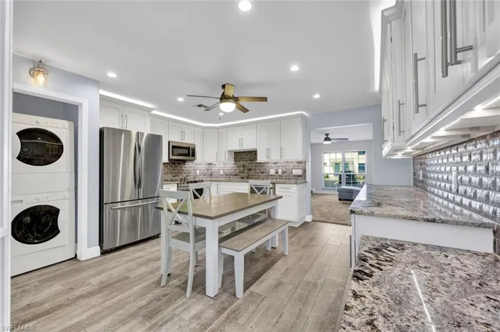 Completely updated with highend cabnets and soft close doors.