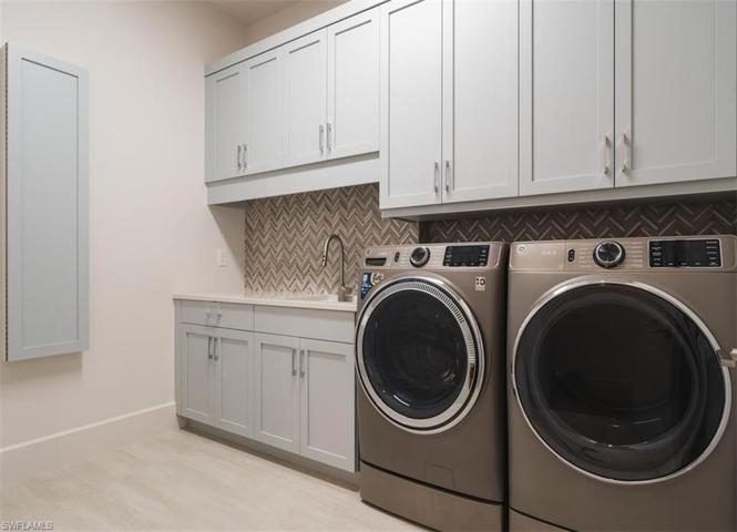 Photo of a previously sold Mallory - Laundry