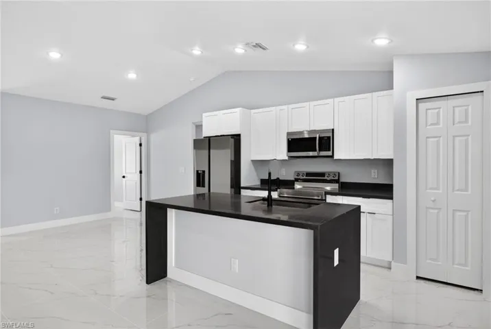 818  Portland E ST, Lehigh Acres, FL 33974