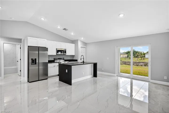 818  Portland E ST, Lehigh Acres, FL 33974