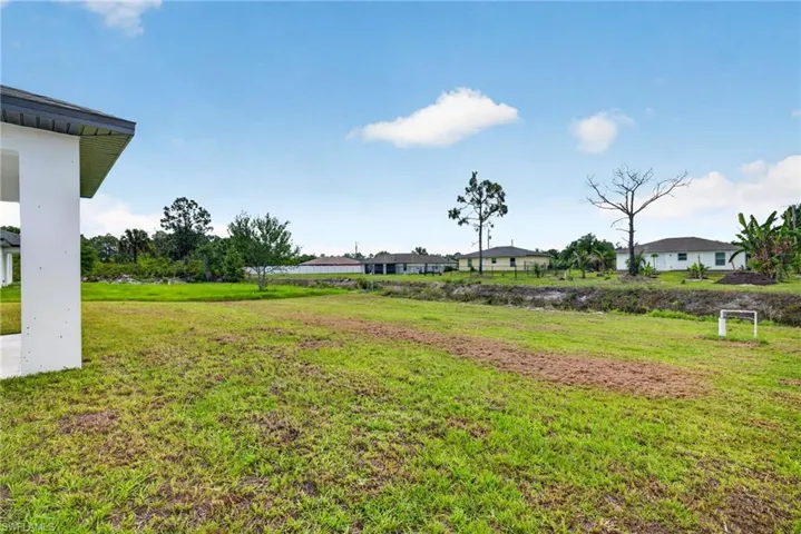818  Portland E ST, Lehigh Acres, FL 33974