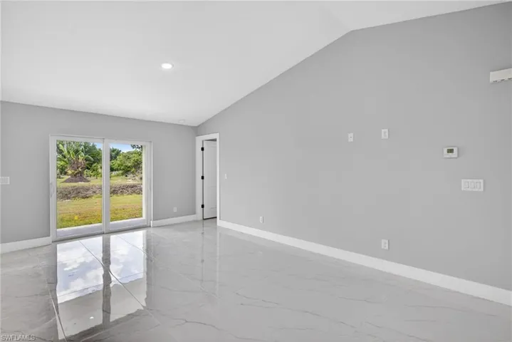818  Portland E ST, Lehigh Acres, FL 33974