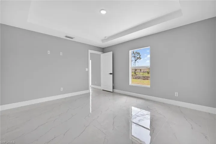 818  Portland E ST, Lehigh Acres, FL 33974