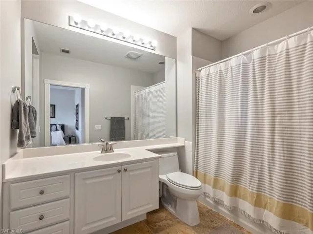 2nd Primary upstairs bathroom.