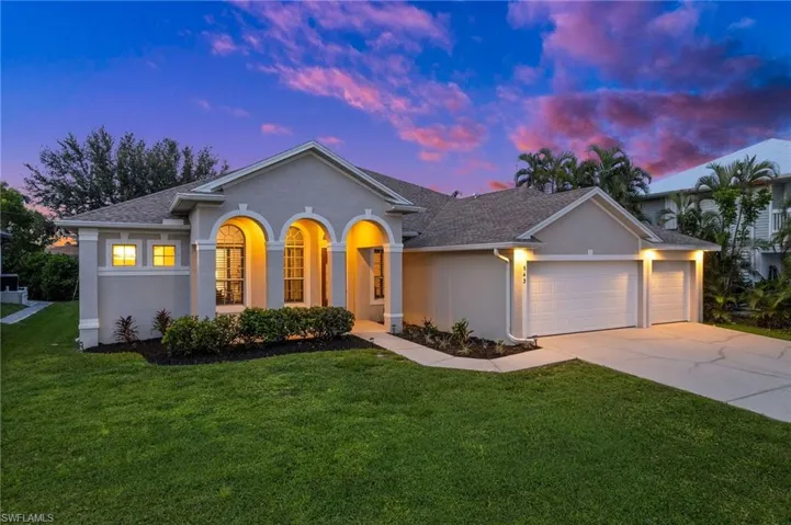 643  Coral  DR, Cape Coral, FL 33904