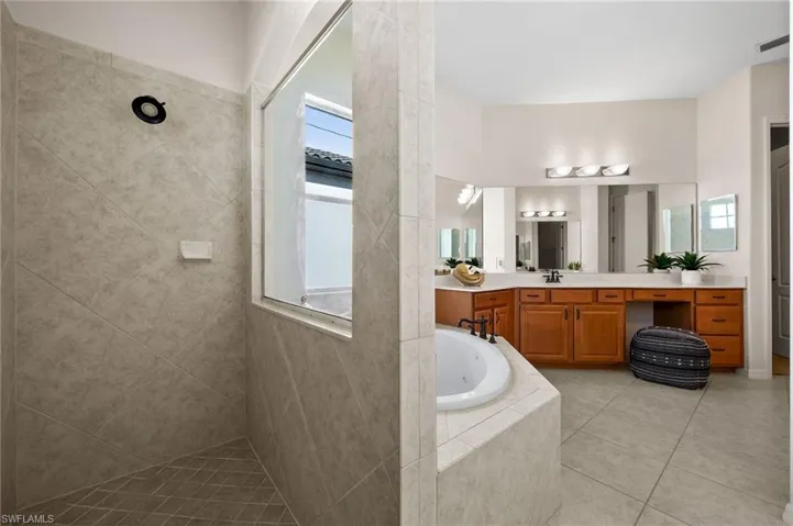 Primary/Master Bath with Separate Shower and Tub