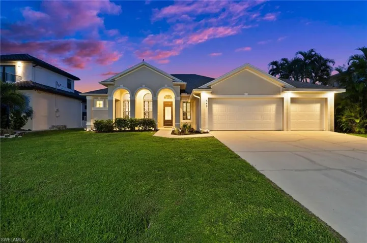 643  Coral  DR, Cape Coral, FL 33904