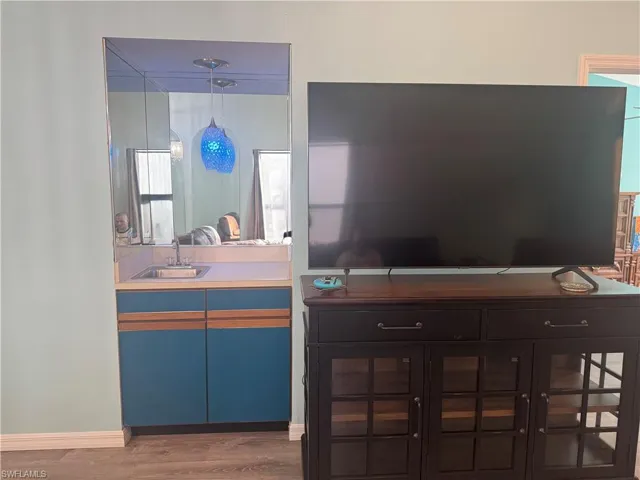 Wet Bar
