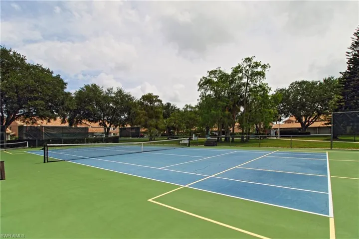 Tennis court with pickleball lines