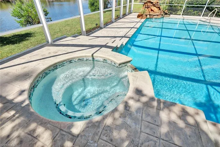9007 Mockingbird Dr, Sanibel, Florida 33957