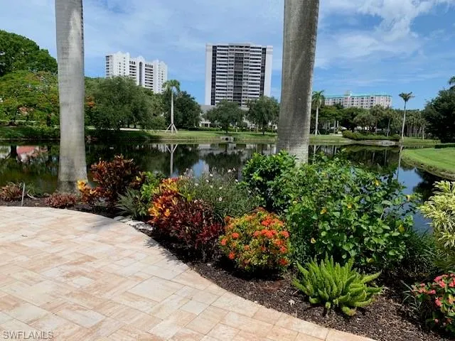 611 Bridgeway Ln, Naples, Florida 34108