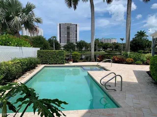 611 Bridgeway Ln, Naples, Florida 34108