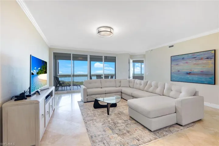 265  Indies  WAY, Naples, FL 34110
