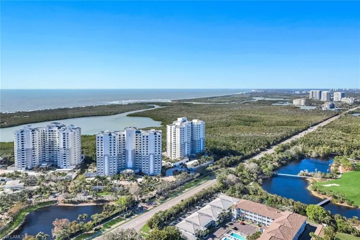 265  Indies  WAY, Naples, FL 34110