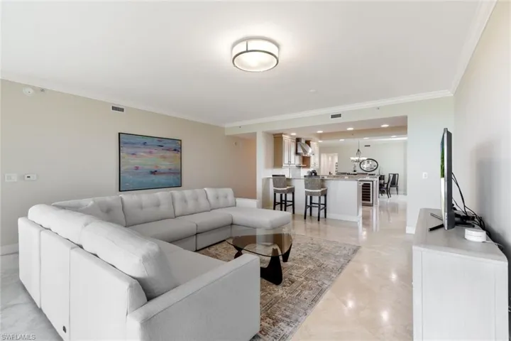 265  Indies  WAY, Naples, FL 34110