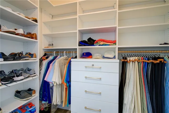 Custom California Closets