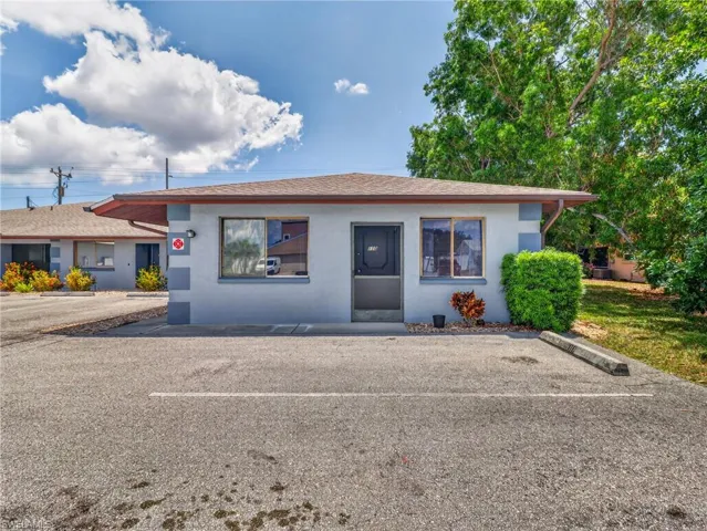 2141 SE 15th  PL, Cape Coral, FL 33990