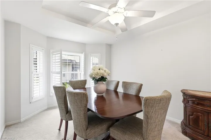 203  Via Perignon  , Naples, FL 34119